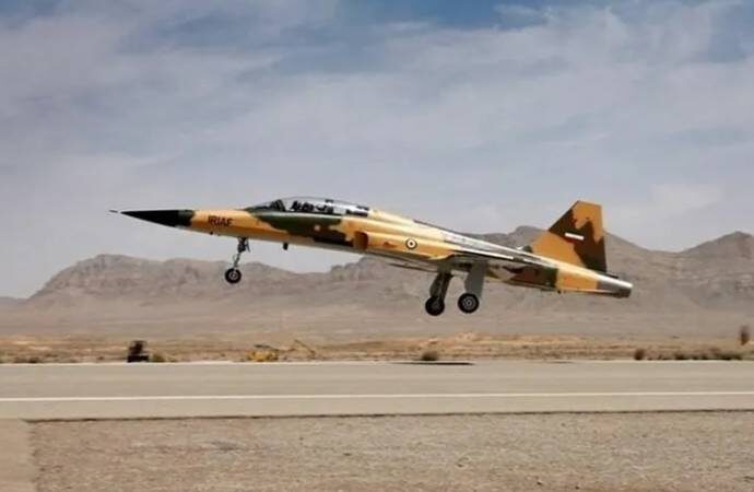 İran’ın Tebriz bölgesinde savaş uçağı düştü