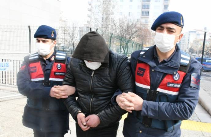 Malatya’da Atatürk büstünü kıran 2 kişi tutuklandı