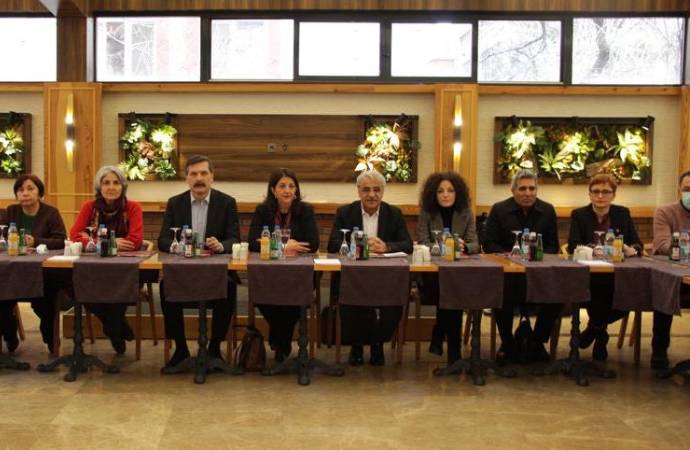 HDP’nin çağrısı ile 3’üncü ittifak yeniden toplanıyor