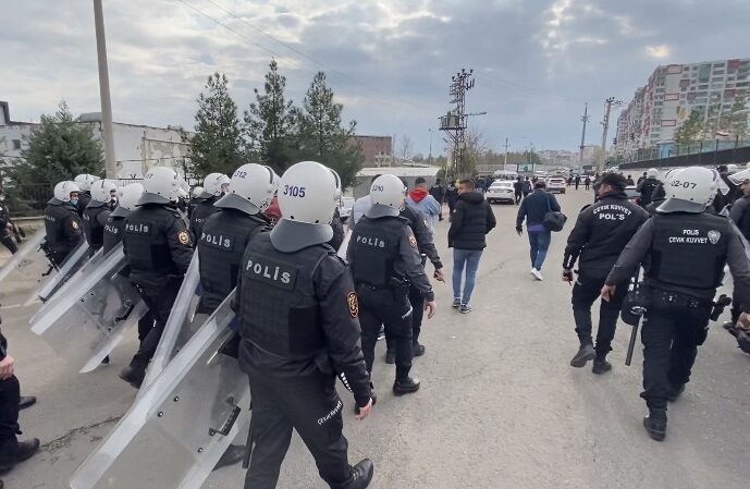 Diyarbakır’da amatör lig maçında kavga: 4 yaralı