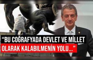 Hüsnü Bozkurt iktidara seslendi: Cumhuriyet ile oynamayın, yapmayın!