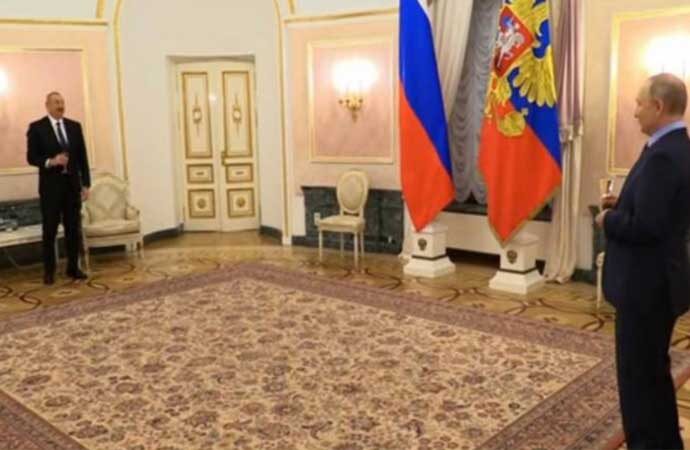 Aliyev ve Putin anlaşmayı şampanya içerek kutladı