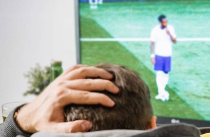 Korsan maç yayınlarına resmi yasak