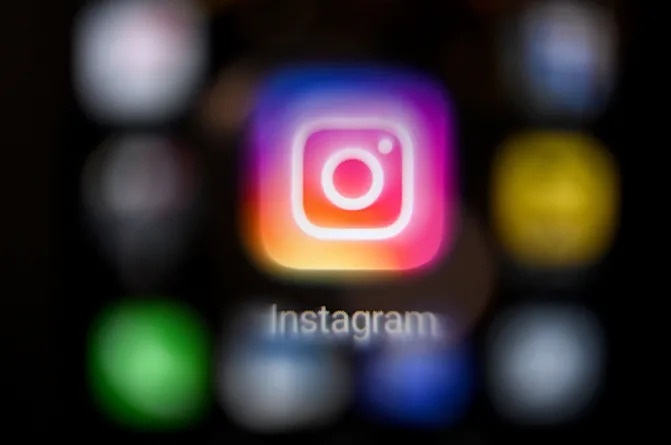 Instagram, hikayelere sesli yanıt gönderme özelliğini denemeye aldı