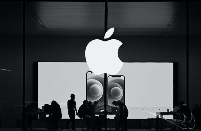 Apple ve LG arasındaki ortaklık bozuldu mu?