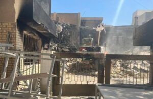 KDP, Bağdat’ta ateşe verilen binasını yıktı