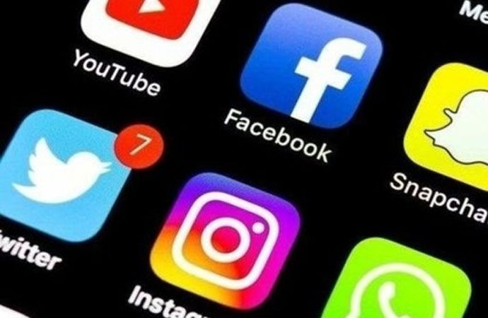 AKP’den sosyal medya düzenlemesiyle ilgili yeni çıkış