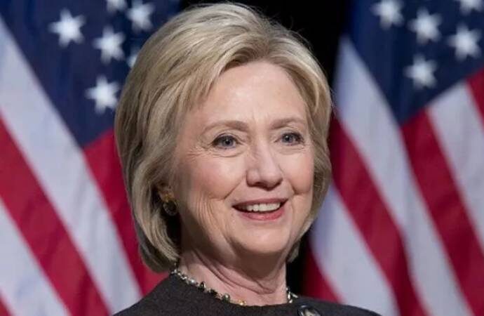 Hillary Clinton koronavirüse yakalandı