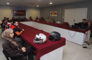 Kartal’da Afet gönüllüsü motosikletli kuryelere eğitim verildi
