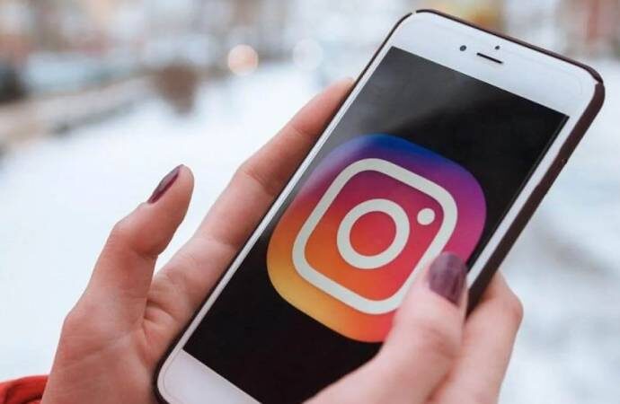 Rusya Instagram’ı kısıtladı