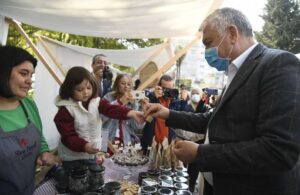 İyi, temiz, adil gıda için organize edilen Adana Çiftçi Pazarı açıldı