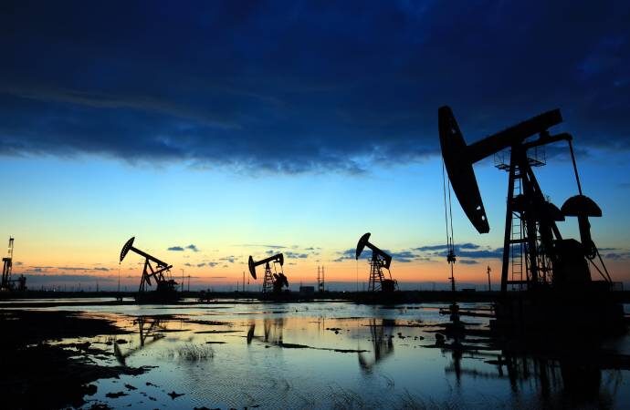 Rusya ve Ukrayna’dan olumlu sinyaller geldi petrol haftaya düşüşle girdi