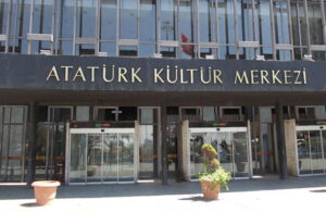 Atatürk Kültür Merkezi’ni su bastı!
