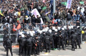 Diyarbakır’daki Nevruz kutlamalarında 298 kişi gözaltına alındı