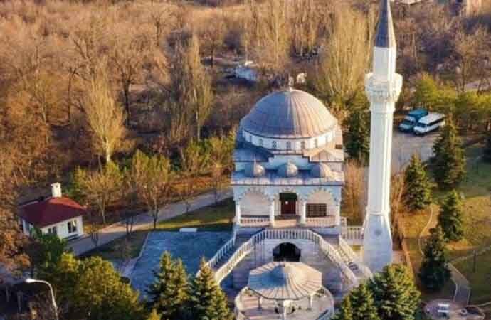 Ukrayna’da 86 Türk’ün sığındı caminin bombalandığı iddiası yalanlandı!
