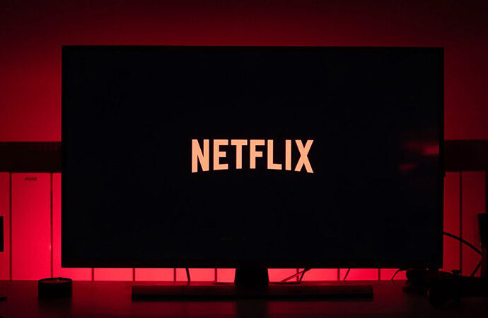 Netflix’e ‘abone düşüşünü sakladın’ davası