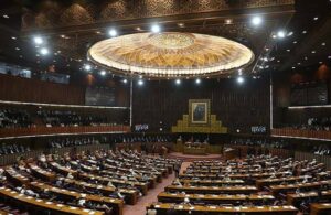 Pakistan’da 123 milletvekilinin istifası kabul edildi