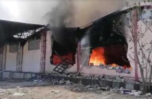 Lüleburgaz’da mobilya mağazası alev alev yandı