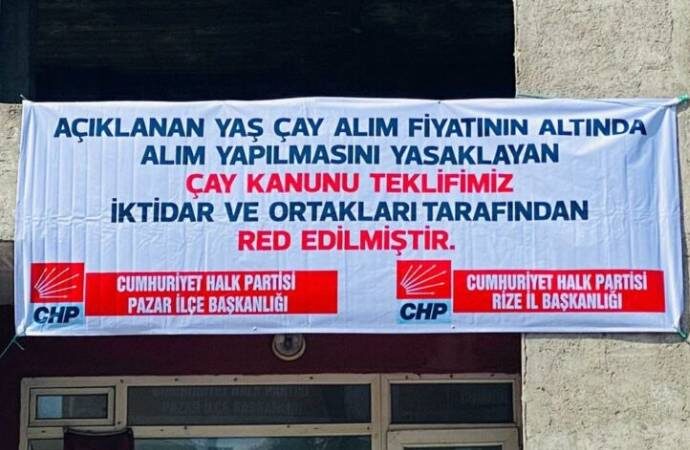 Rize’de CHP’nin afişleri toplatıldı!
