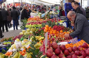 “Fiyatlar düşecek” mesajına rağmen yaz geçti vatandaş sebzenin meyvenin tadını unuttu