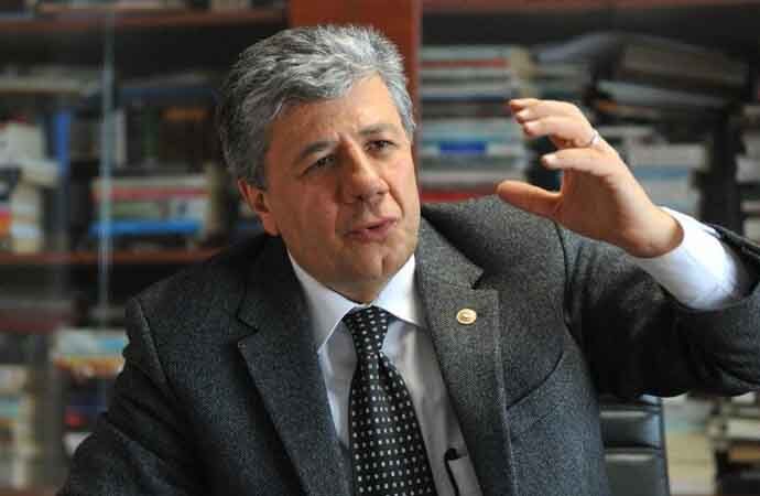 Mustafa Balbay Cumhuriyet Vakfı Yönetim Kurulu üyeliğinden istifa etti