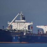 İran Yunanistan’a ait iki petrol tankerine el koydu
