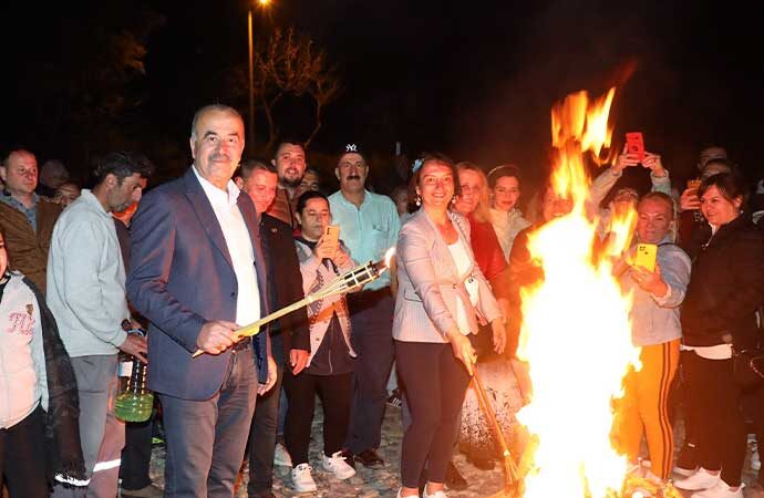 Hıdrellez ateşi Mudanya’da yandı