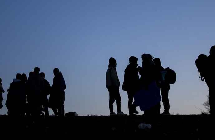Kaçak göçmen denetiminde 449 kişi yakalandı
