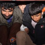 Kaçak göçmenler otobüsteki gizli bölmede yakalandılar