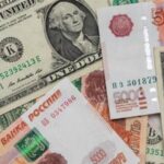 Rus rublesi dolar karşısında eridi