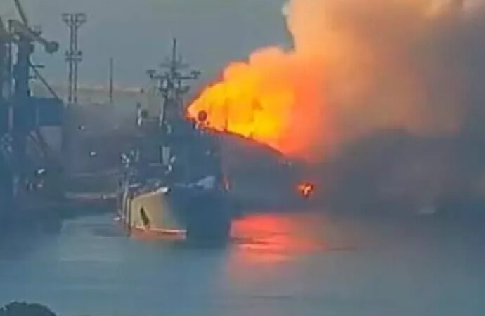 Rusya’da demirli gemide çıkan yangında bir Türk hayatını kaybetti