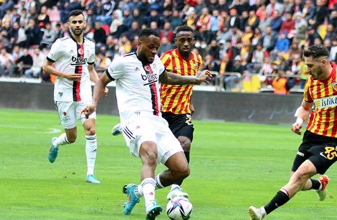 Beşiktaş Kayseri’den 3 puanla döndü