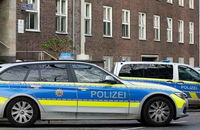 Almanya’da okula silahlı saldırı