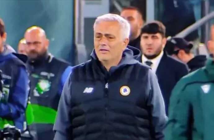 Son düdük çaldı, Jose Mourinho’nun gözyaşları sel oldu