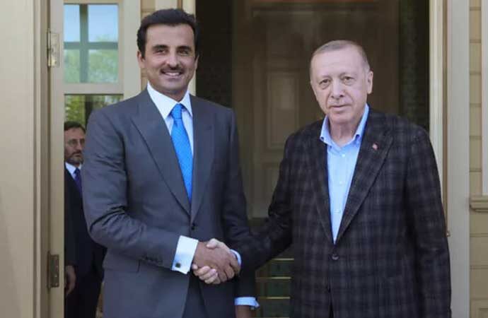 Erdoğan, Katar emiri ile basına kapalı görüştü