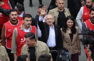 Kılıçdaroğlu gençlerle Anıtkabir’e yürüdü: SADAT’ları, beşli çeteleri beraber ezeceğiz