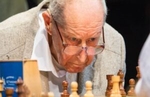 Satrançın en yaşlı ‘grandmaster’ı hayatını kaybetti