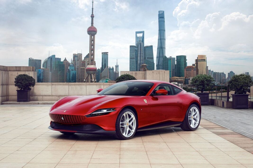 Ferrari ilk elektrikli otomobili 2025’te çıkacak