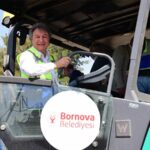 Bornova’da yollar hızla yenileniyor