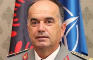 Arnavutluk’ta Genelkurmay Başkanı cumhurbaşkanlığına seçildi