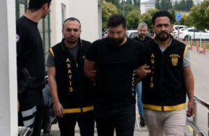 Adana’da bir kişi aracın içerisinden çıkan 11 ruhsatsız silahı yolda bulduğunu iddia etti