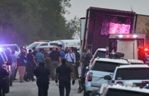 Terk edilmiş kamyonda 50 göçmen ölü olarak bulundu