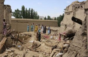 Afganistan’da depremde hayatını kaybedenlerin sayısı yükselmeye devam ediyor