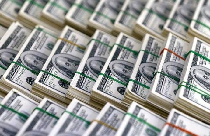Merkez Bankası’nın faiz kararı sonrası dolar kuru tarihi rekora koşuyor