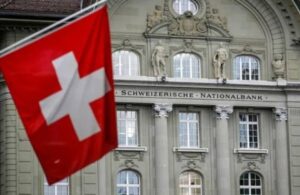 İsviçre 15 yıl sonra faiz artırdı
