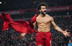 Mohammed Salah Liverpool’la sözleşme uzattı, tarihe geçti