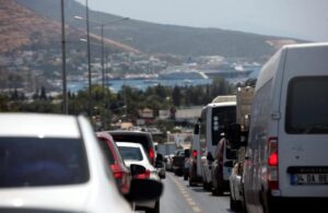 Tatilciler dönüşe geçti, Bodrum’da trafik çilesi başladı
