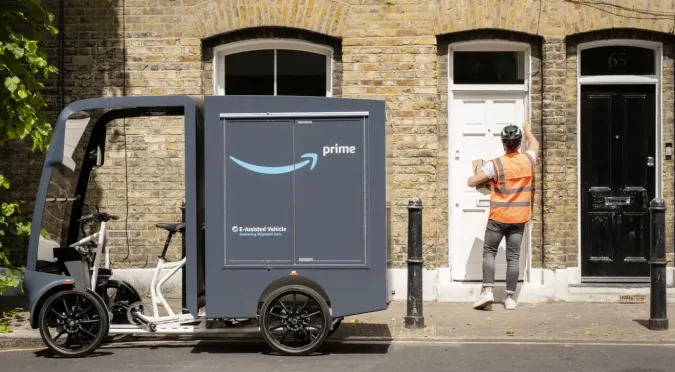 Amazon Londra’nın merkezinde bir mikromobilite merkezi açtı