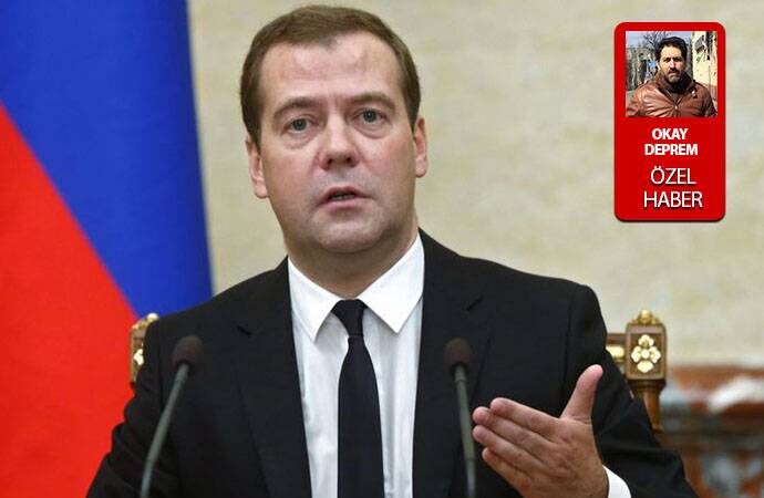 Dmitri Medvedev: Devletler arası hukuk işlemez halde ve uluslararası kurumlar da büyük bir krizin içinde!