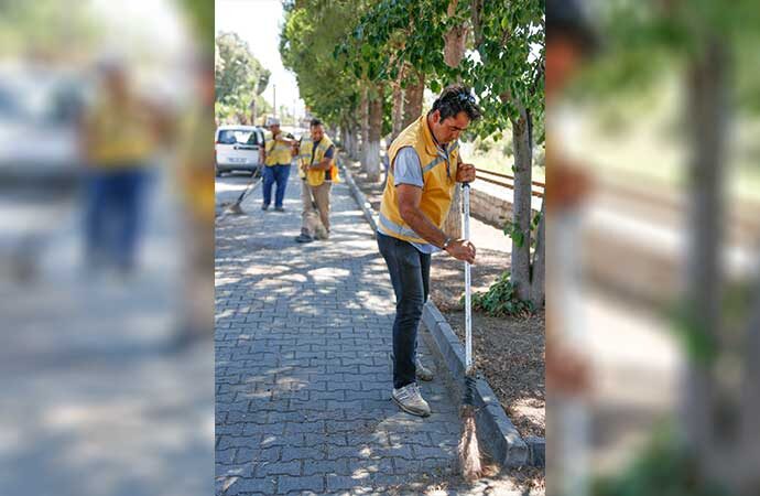 Aydın Büyükşehir Belediyesi’nden Sultanhisar’a yaz temizliği